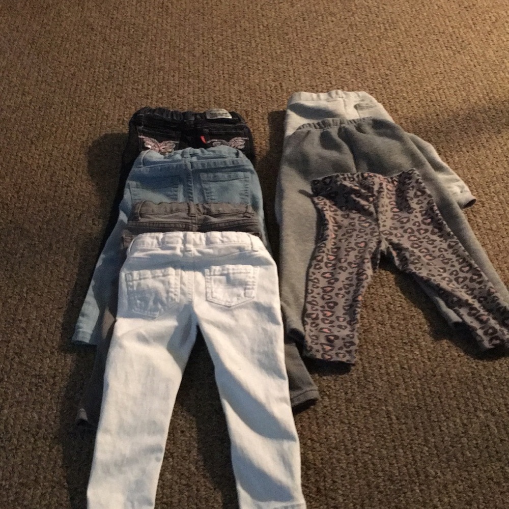7 pairs of Girls pant size 18 months to 24 months.